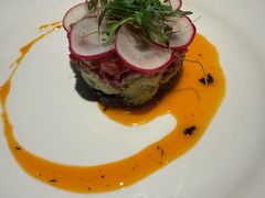 生牛肉塔塔配牛油果酱-Solo(衡山路店)