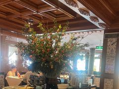 -八府香鸭·啫啫煲(华山路店)