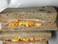 火腿鸡蛋三明治-巴黎贝甜(大宁国际商业广场店)