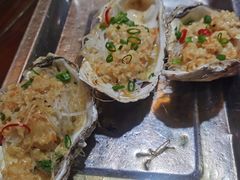 蒜蓉炭烤生蚝-蠔友汇·海鲜·生蚝烧烤(大东店)