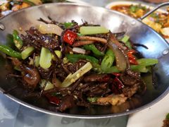 -华光驿站私房菜·黑金冠