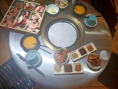 -烤路里·韩国品质自助烤肉(石路天虹4号店)
