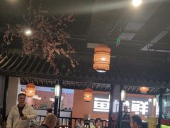 -卢大鲜鱼头捞饭(美利广场店)