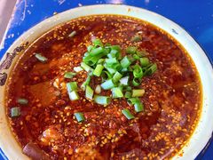 冒脑花-马路边边串串香(双井直营店)