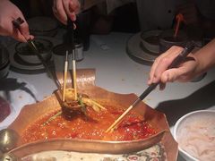 -墨居上隐·院子里火锅(峨眉店)