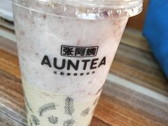红豆牛奶炫冰-张阿姨奶茶(湖西路店)