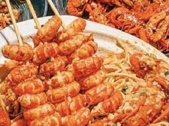 -肥肥虾庄·金牌油焖大虾(汉口城市广场店)