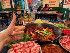 -渝井巷重庆老火锅(沈阳吉祥店)