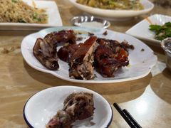 -黄记四更烤乳猪店