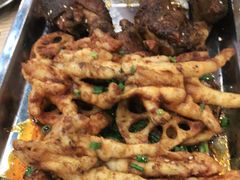 -江城燕子大排档(江汉路步行街店)