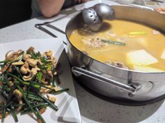 -肥仔文澳门猪骨煲(南京西路店)