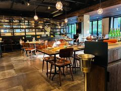 -Carbon莫卡哆·意大利复古集市餐厅(杭州大厦店)