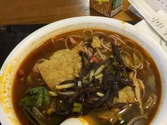 -水平有限螺蛳粉(宏达大厦店)