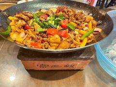 -富正毅三下锅·湘西韵味(天门山索道店)