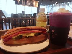 -星巴克臻选(湖滨道店)