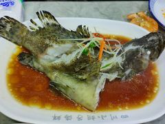 -四川小胡子海鲜(丁村万人海鲜广场店)