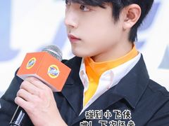 -長壹旋转烤吧 农家鸡火锅