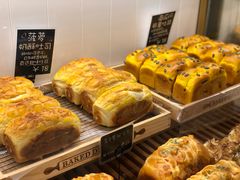 菠萝奶酥吐司-稻田秋日式面包