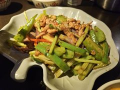 -大头虾越式风味餐厅(光明广场店)