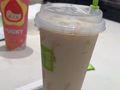 -奈雪的茶(杭大501城市广场PRO店)