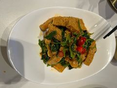 -沙枣树辣子鸡•新疆家常菜(喀什西路店)