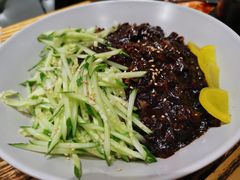 韩式炸酱面-吴草鸡爪오초닭발韩食堂(融恒盈嘉中心店)