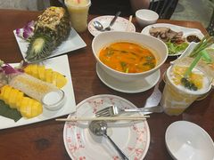-Dang restaurant (patong phuket)