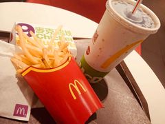 -麦当劳(杭州西湖银泰百货店)