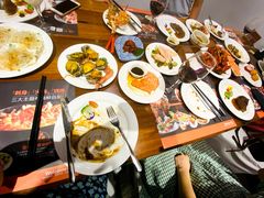 -四海一家自助餐(益田假日广场店)