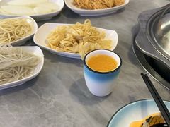 -光头药膳鸡(莱茵小镇店)