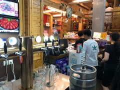 -老东镇啤酒屋海鲜加工·蒸汽海鲜·海鲜烧烤(台东店)