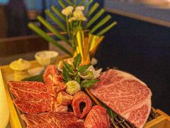 -铭牛烧肉·和牛海鲜自助(高新月牙湖店)