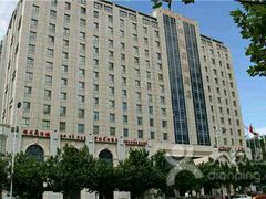 -锦龙国际酒店(天津奥体中心华苑地铁站店)