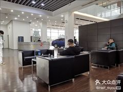 -奔驰上海利星(七宝店)