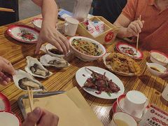 -冶建镜子·老南昌大排档·江西虾王(总店)