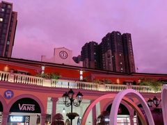 -佛罗伦萨小镇广佛名品奥特莱斯(疏港路店)