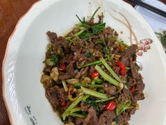 -湖南人家湘菜馆(镇江路店)