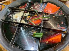 -正南齊北重庆老火锅(光华村直营店)