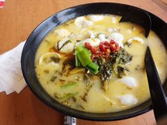 -老妈米线(港龙店)