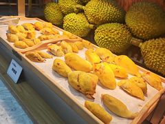 -川骄海鲜自助(王府井奥莱UP TOWN店原世界之花店)