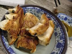 鲜肉煎饺-无名氏宵夜小摊(祝家三姐妹馄饨店)