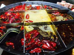 -白乐天毛肚火锅馆(南滨路店)
