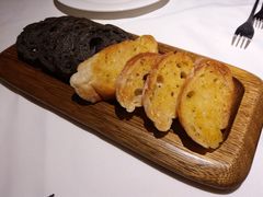 餐前面包-橘洲1910花园江景西餐厅