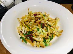 -费大厨辣椒炒肉(万家丽一店)