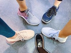 -乐刻运动健身精品馆(览秀城店)