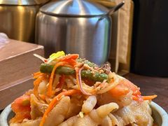 -银米·云南传统过桥米线(双廊黑金冠店)