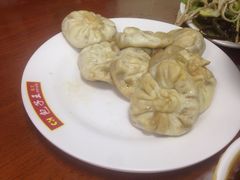 -陈寔包子王·卤煮小肠·京味小吃(龙潭店)