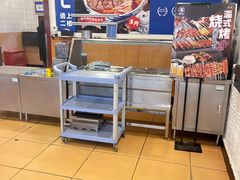 -西部马华清真兰州牛肉面·烧烤夜市(关东店)