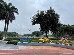 -万绿园
