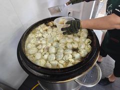 -依云煎包店